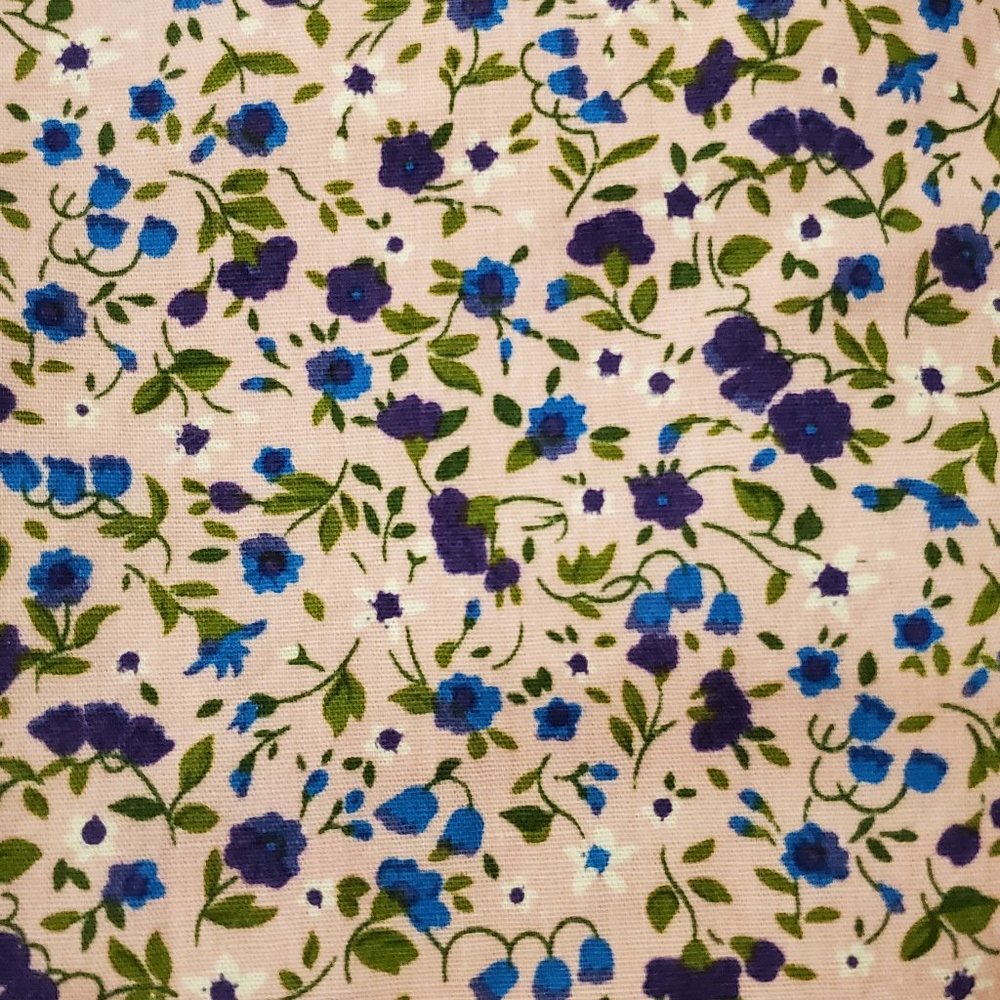 Pomander Place Ditsy Floral Top - Size Small